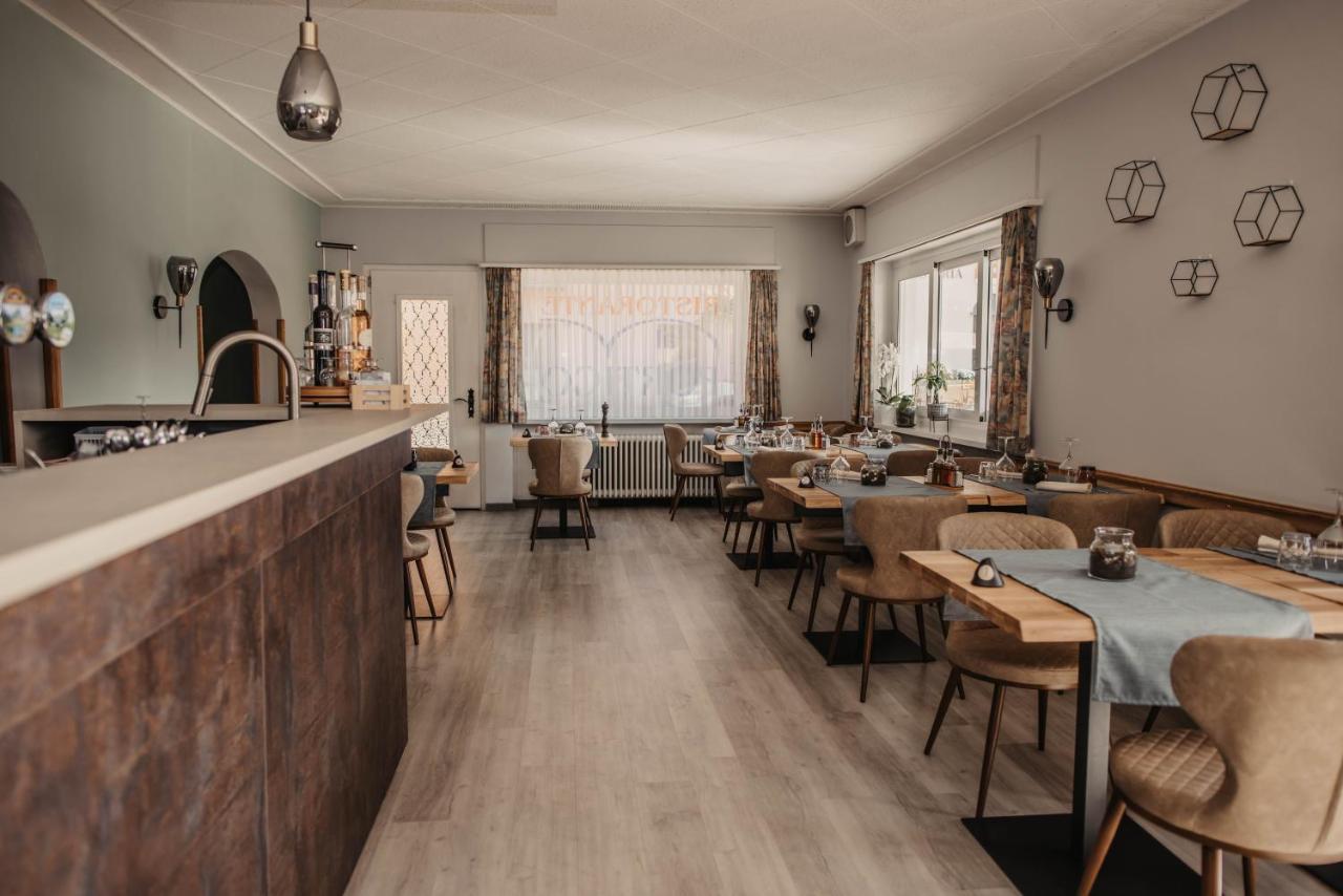 Albergo Ristorante Al Portico Gerra  المظهر الخارجي الصورة
